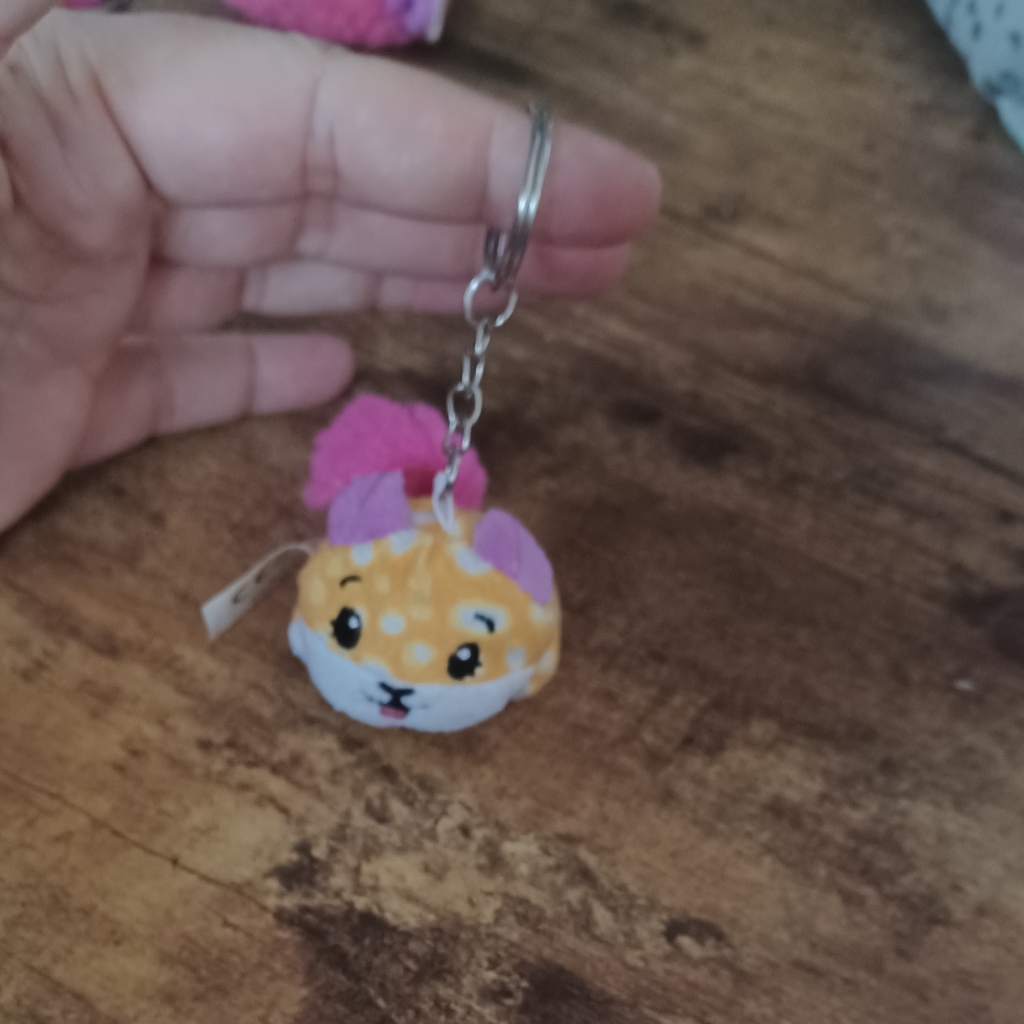 Pikmi Pops Surprise Scented Plushie Beanie Keychain